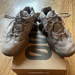 Yeezy 500 Ash Grey Style GX3607